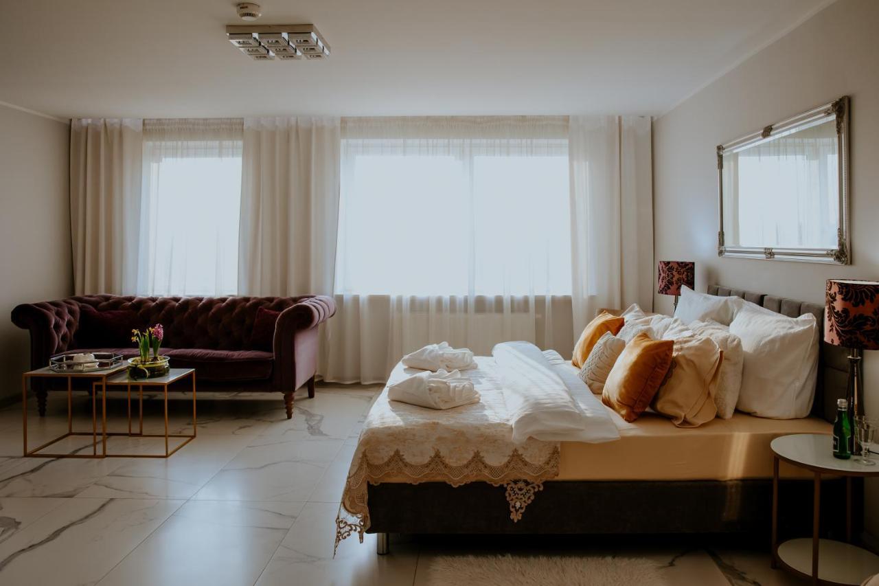 Hotel Greys Polonia Zasutowo المظهر الخارجي الصورة