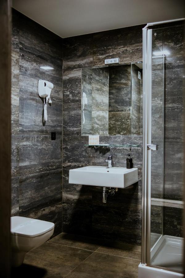Hotel Greys Polonia Zasutowo المظهر الخارجي الصورة