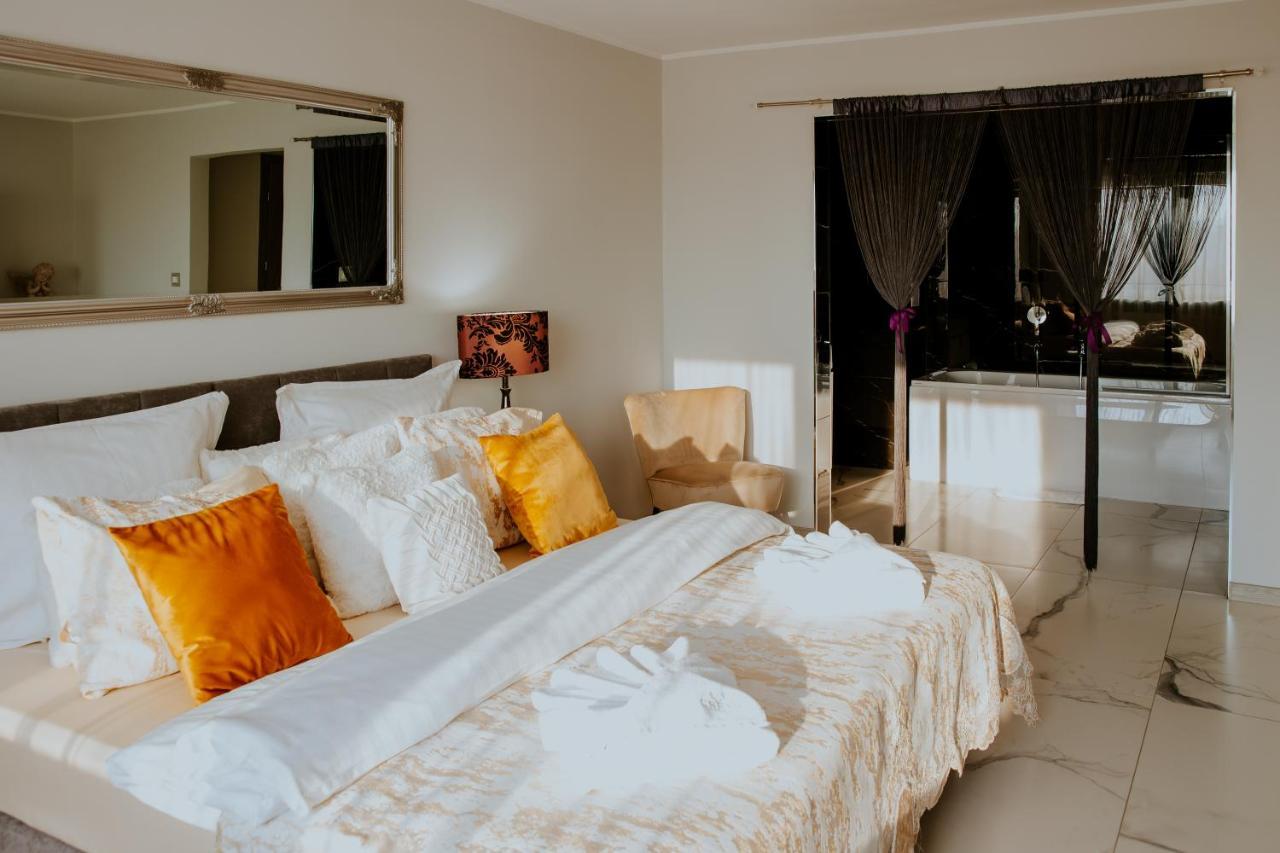Hotel Greys Polonia Zasutowo المظهر الخارجي الصورة