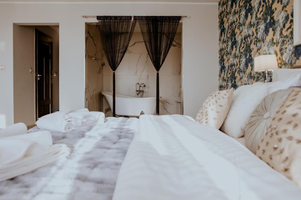 Hotel Greys Polonia Zasutowo المظهر الخارجي الصورة