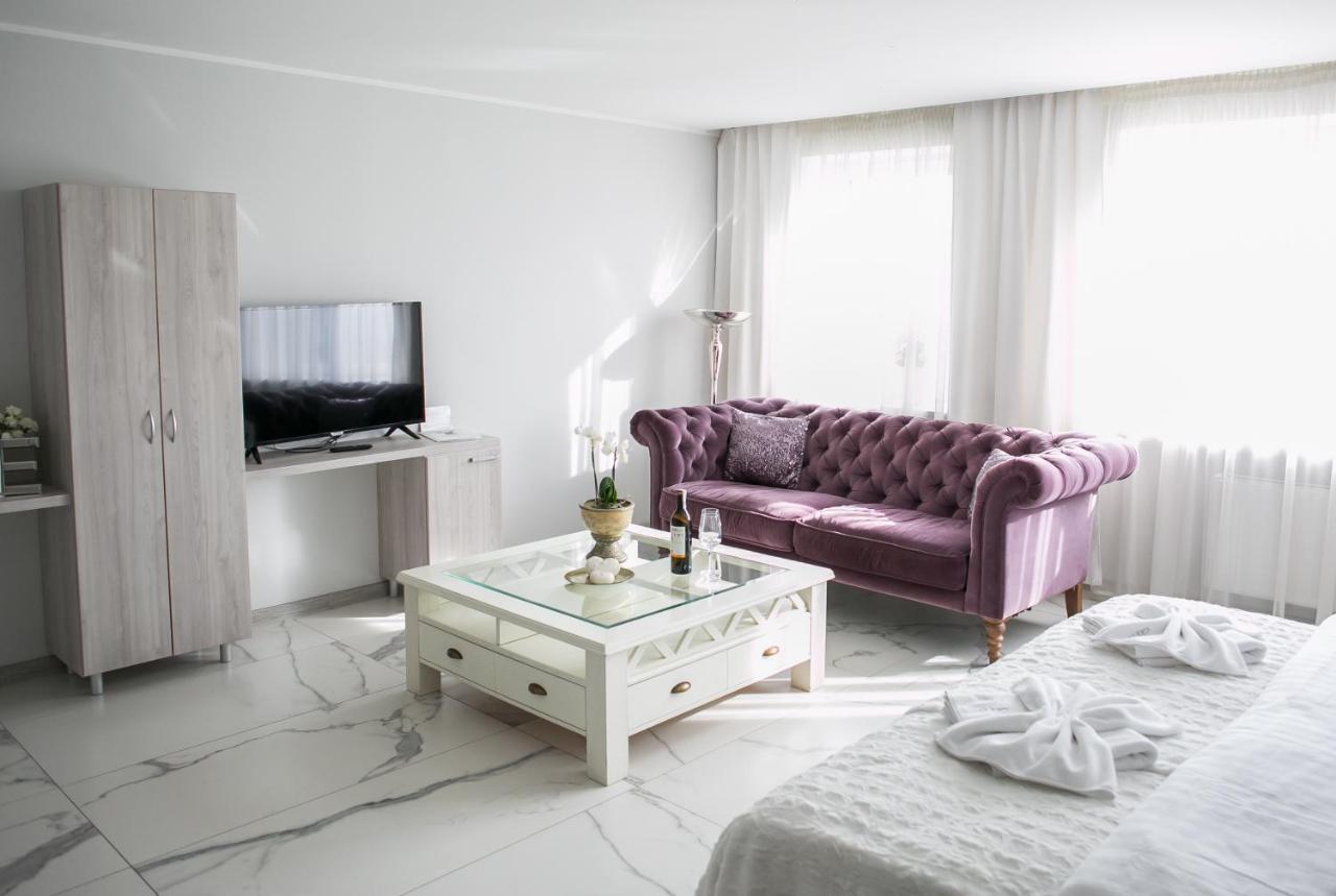 Hotel Greys Polonia Zasutowo المظهر الخارجي الصورة